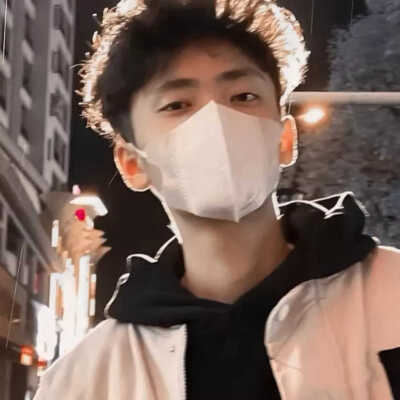 不露脸情侣头像