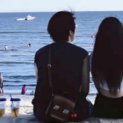 不露脸情侣头像