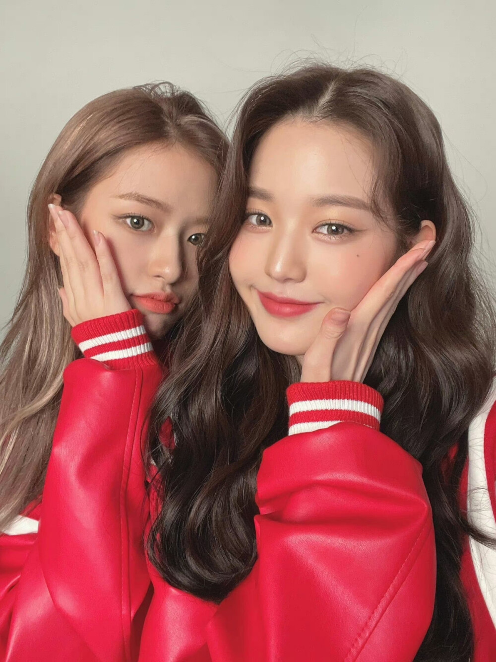 安宥真 × 张元英