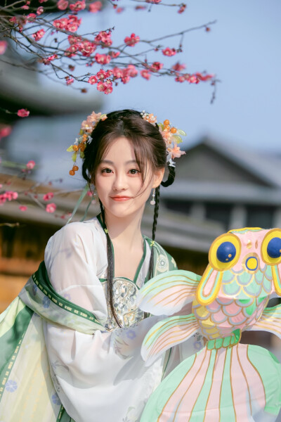 ▪祝绪丹
cr.凉荔汽水