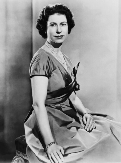 H.M Queen Elizabeth II ，1958