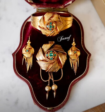 维多利亚时代 古董珠宝套装
