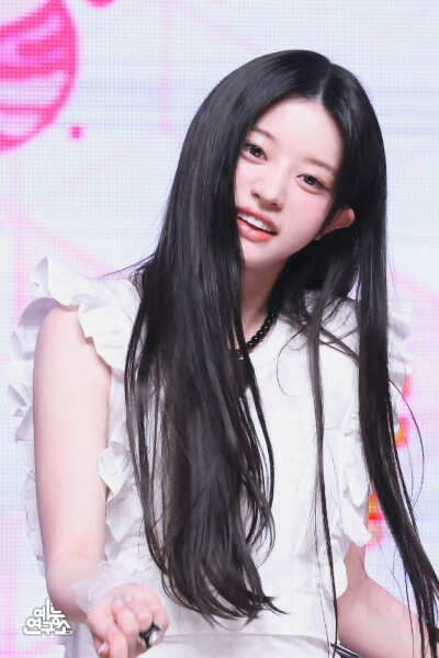 ILLIT MINJU