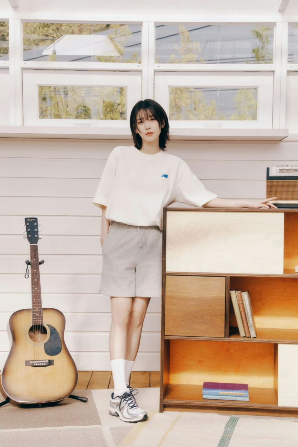 IU李知恩
IU X New balance ​​​