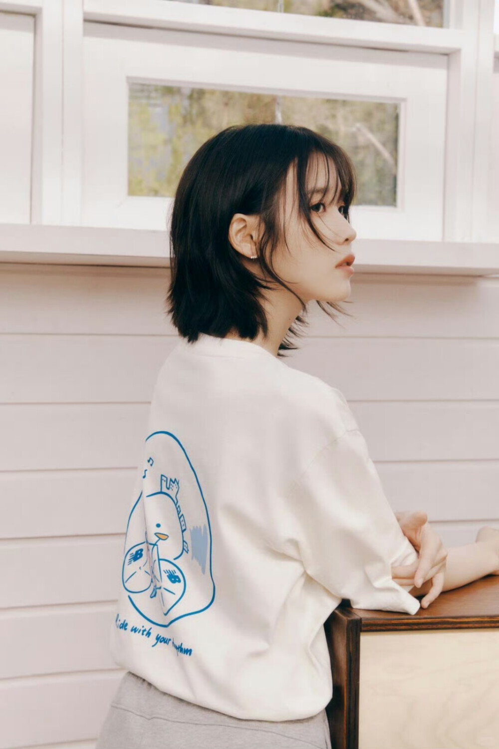 IU李知恩
IU X New balance ​​​