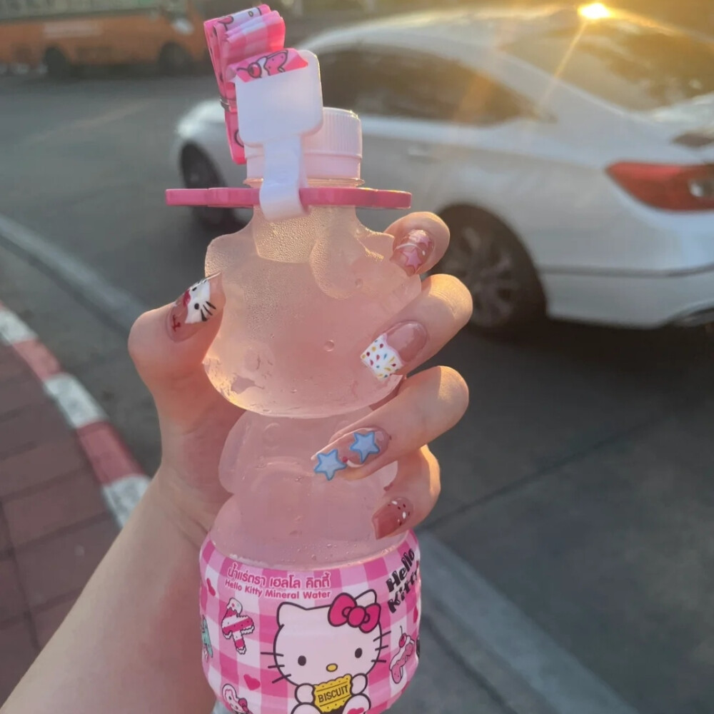 hello Kitty 凯蒂猫背景图