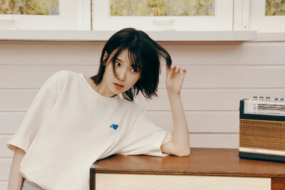 IU