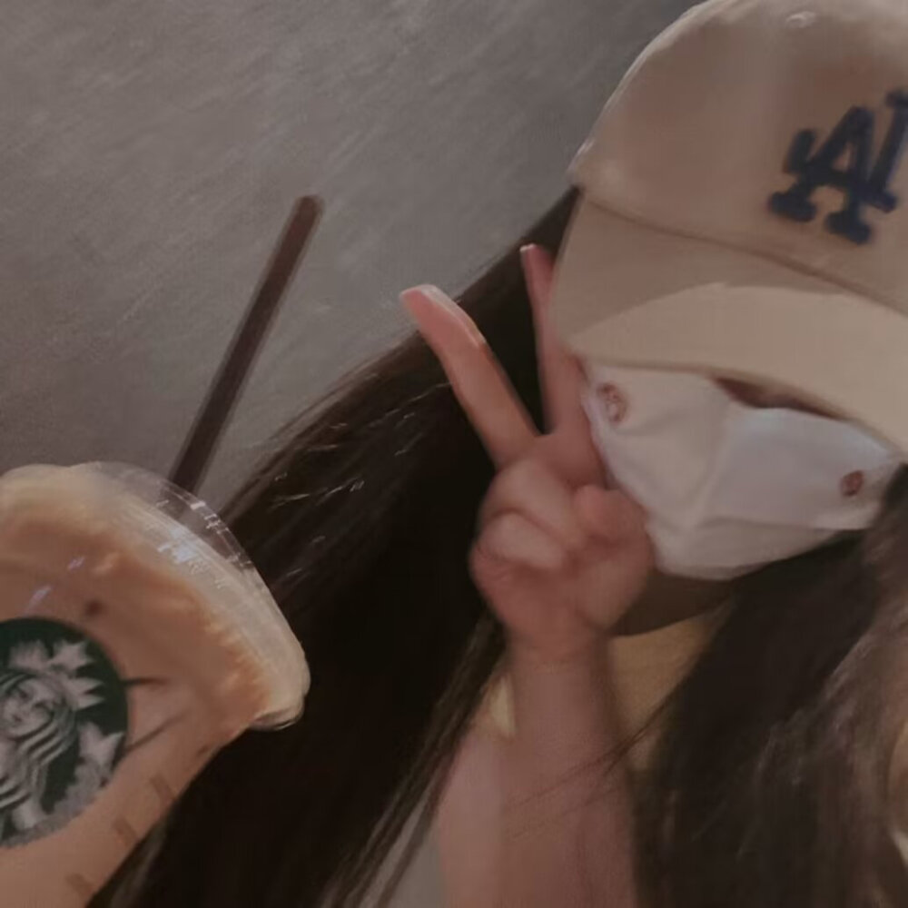 女生头像/最后鲨鱼回到了海底我的话也留在了心底