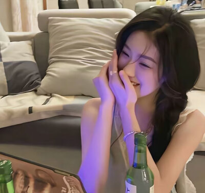 女生头像/后来，我眼中的星辰渐渐没有光了