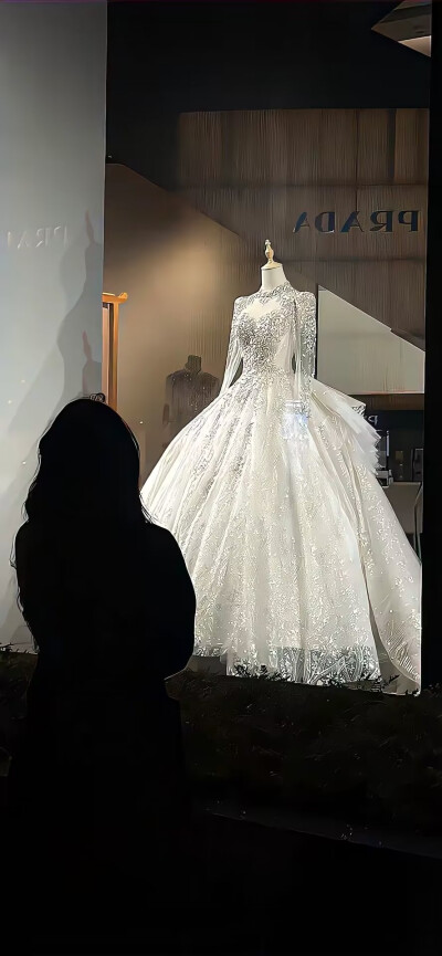 女生头像/后来，我眼中的星辰渐渐没有光了