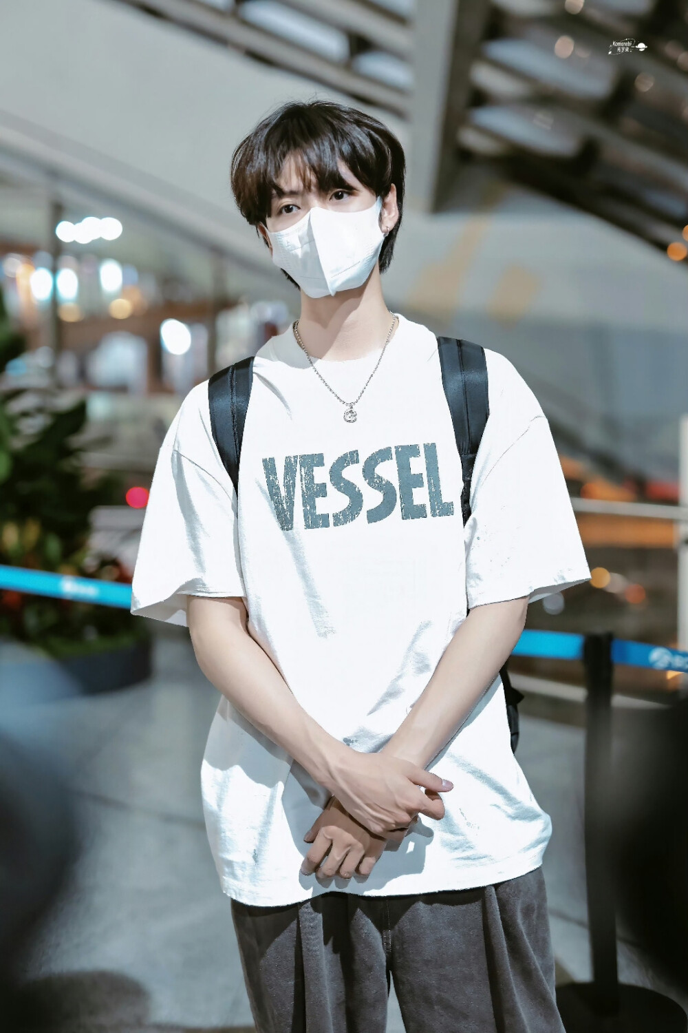 肖宇梁 240426 机场 cr:logo