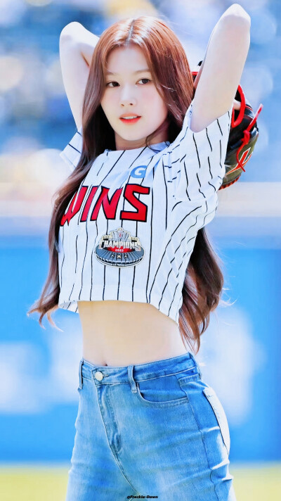 sana 壁纸