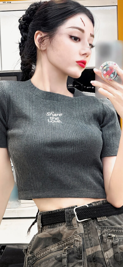 迪丽热巴壁纸