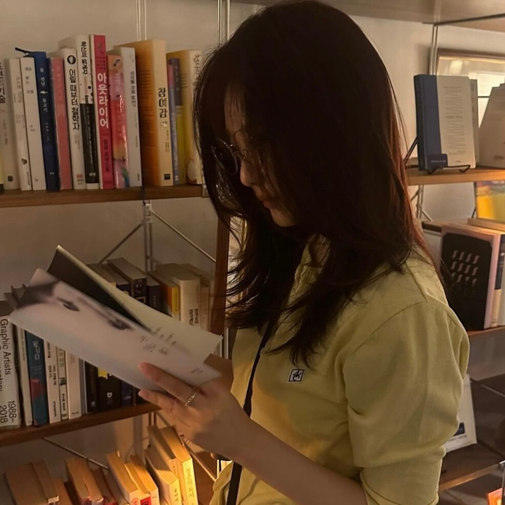 宁艺卓 の 头像