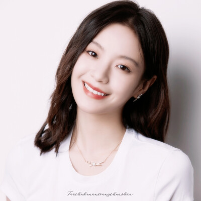 李庚希.