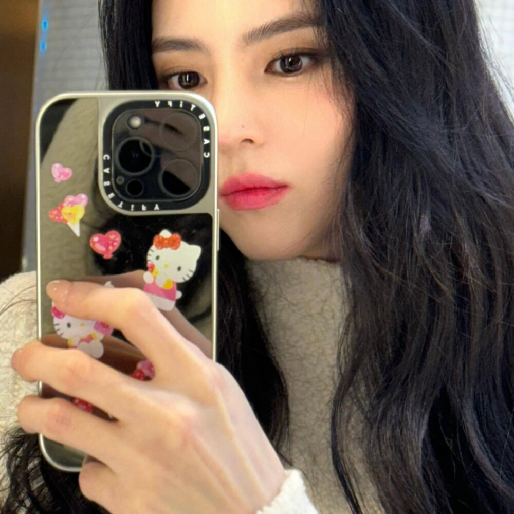 韩素希 の 头像