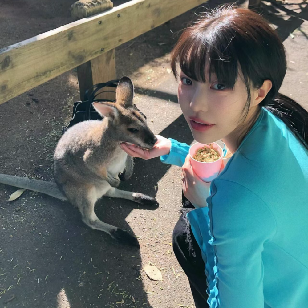 女头