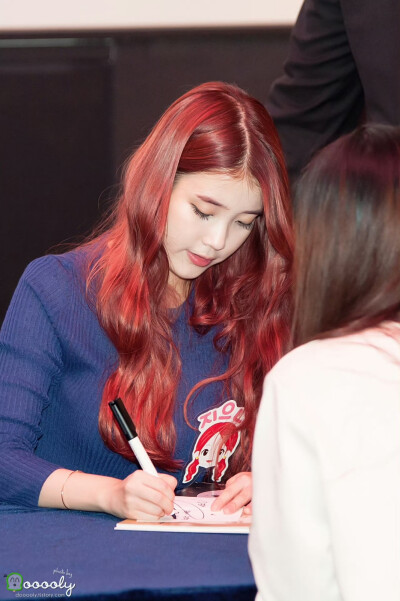 IU