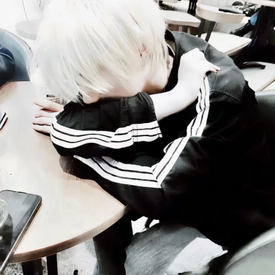 装帅真的好难 可惜哥是真的帅