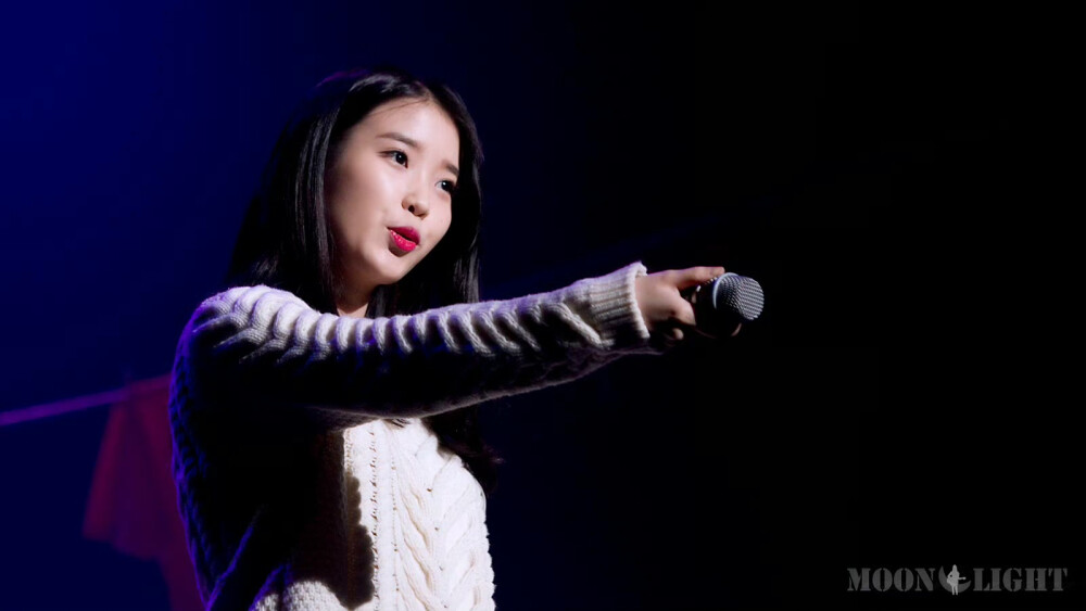 IU