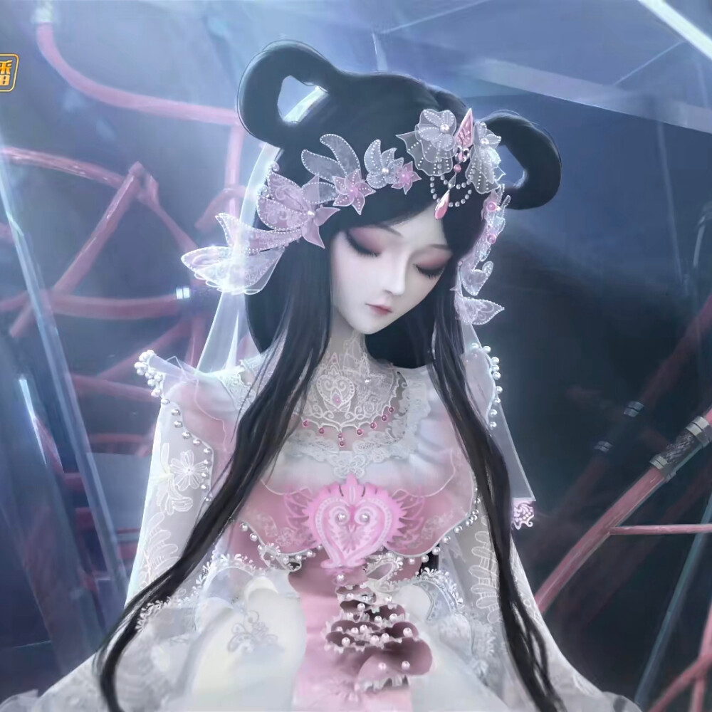 『罗丽』单人头像
选自:叶罗丽金花冠第19集
自截自修,抱图吱声