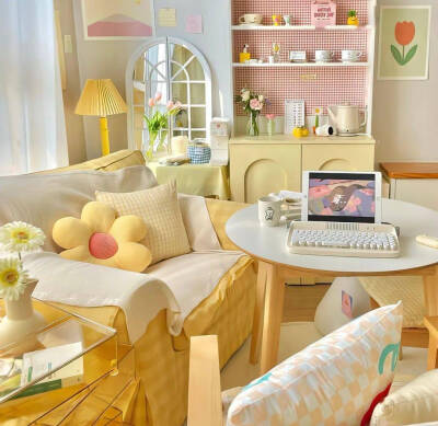 ins暖黄色背景图 淡黄色背景图