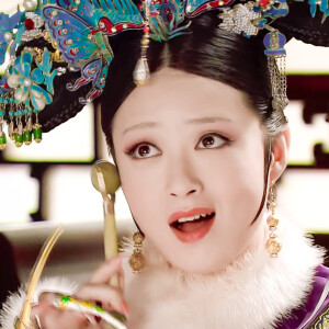蒋欣| 年世兰 cr:华妃娘娘倾国倾城