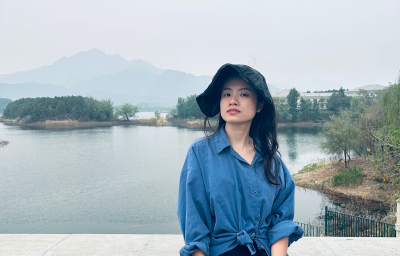 演员歌手陈华倩剧照生活照