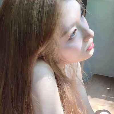 氛围感女生头像