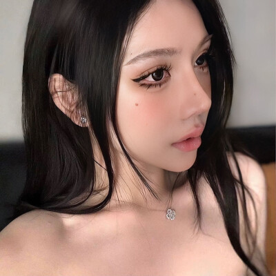 女头