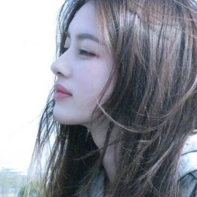 清冷美人