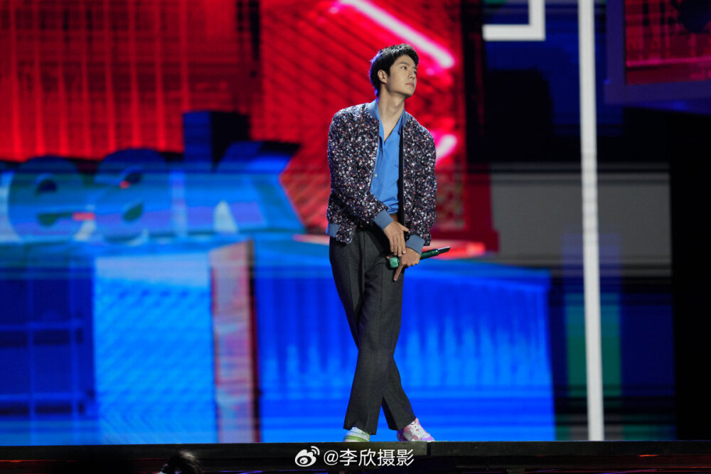 李欣摄影：
2024年5月15日，2024巴黎奥运会预选赛开幕盛典在黄浦滨江举行。新浪体育 李欣/摄