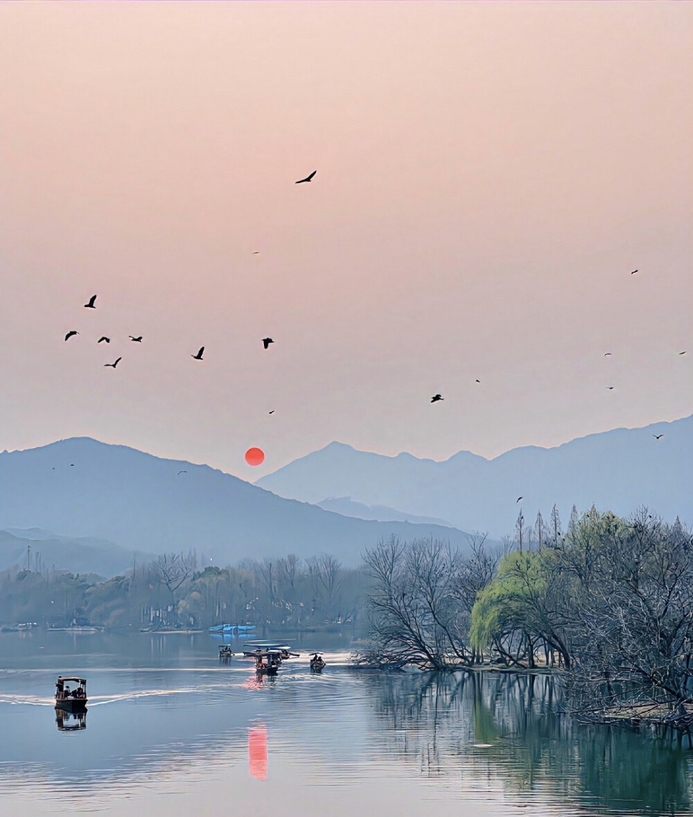 壁纸
街景
头像
背景
美图
漫头
情头
专辑封面
AI风景动漫风景
