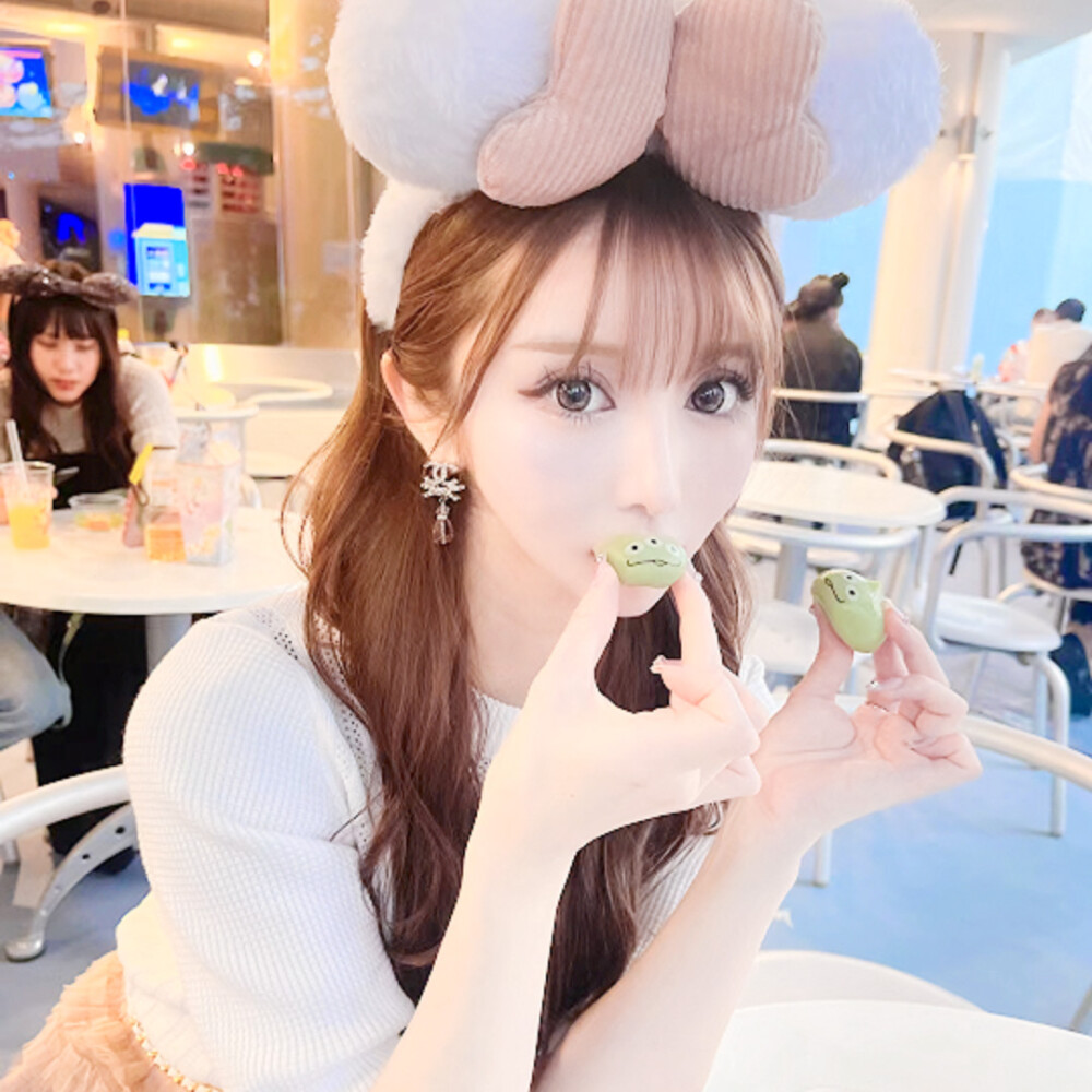 二次元世界小霸主