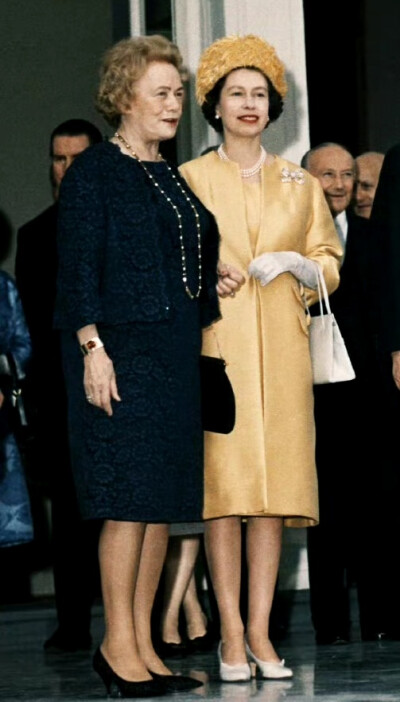 H.M Queen Elizabeth II，1965