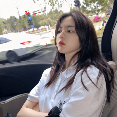 ▪杨超越
cr.CaramelDevil