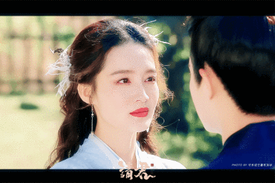 李沁 | 云羲
cr:可乐说它喜欢加冰