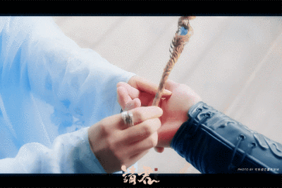 李沁 | 云羲
cr:可乐说它喜欢加冰