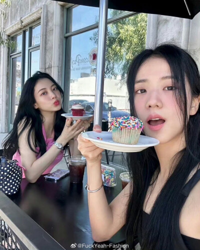 blackpink jisoo jennie