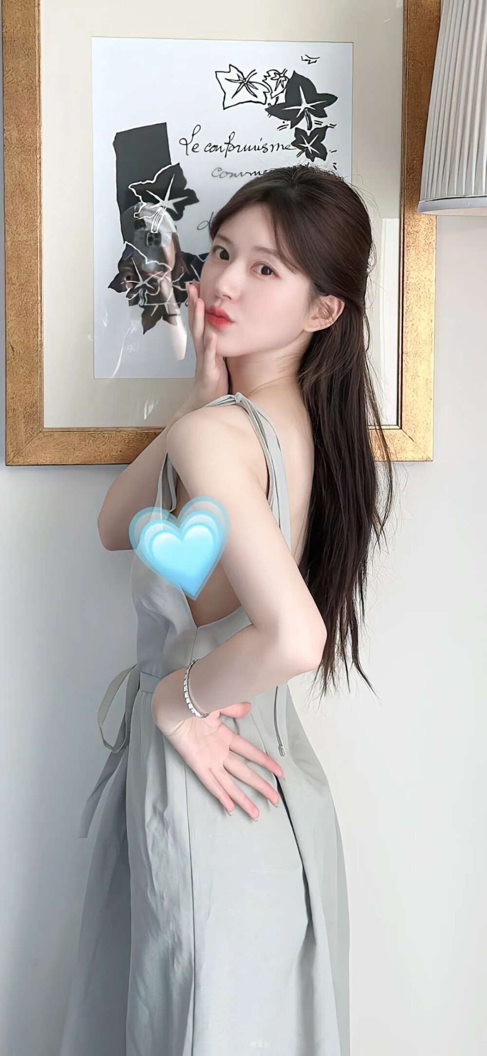 赵露思壁纸 点个赞再走吧