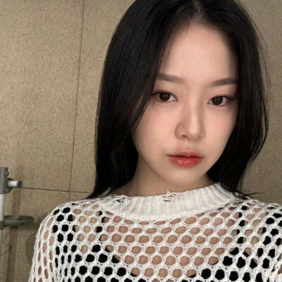 雪允
权娜妍
金贤真
申有娜