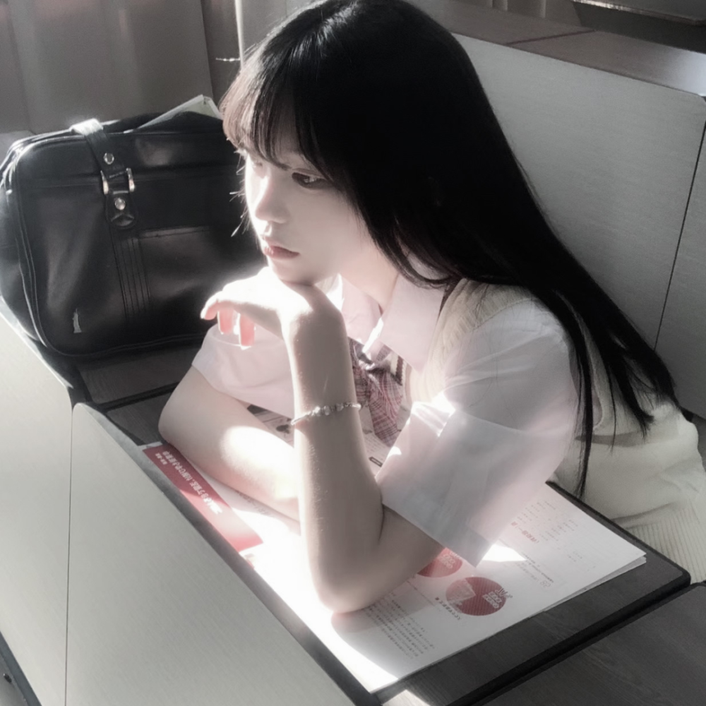 女生头像
喜欢点赞关注收藏