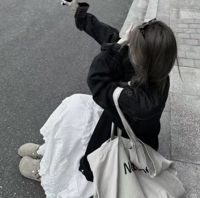 女孩