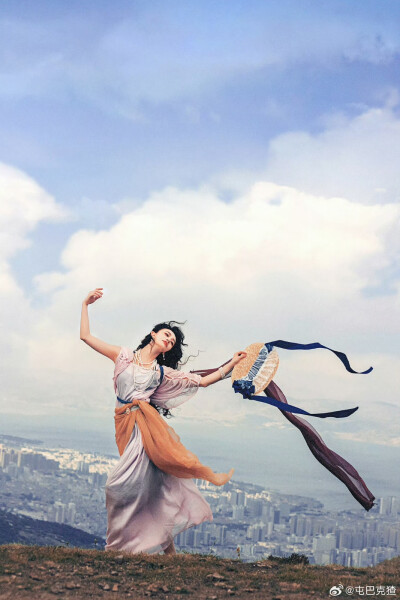 神女爱世人
摄影@屯巴克猹