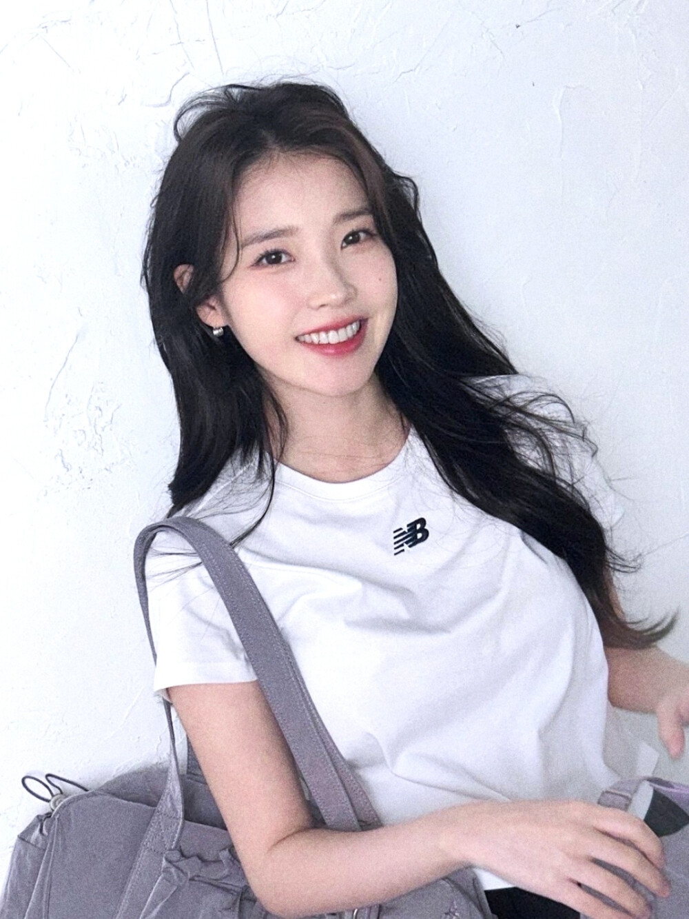 IU | INS
cr:窥见银河星雾