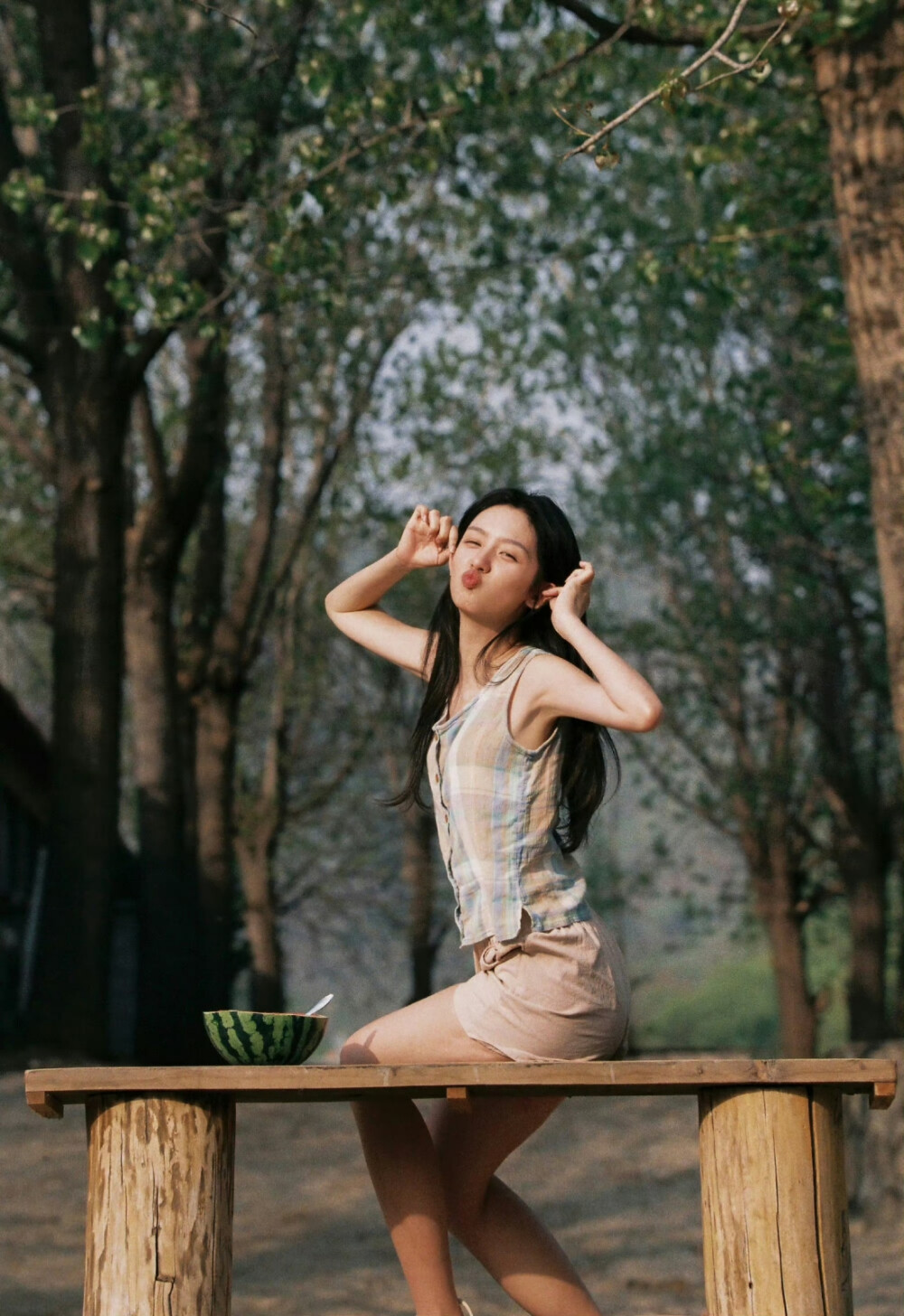 周也
摄影:@发发echo ​​​