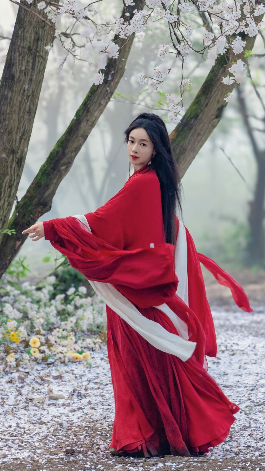 墨雨云间 吴谨言 - 高清图片，堆糖，美图壁纸兴趣社区