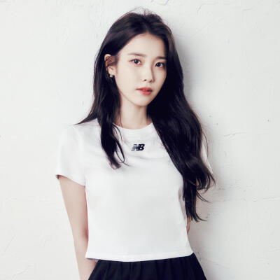 IU