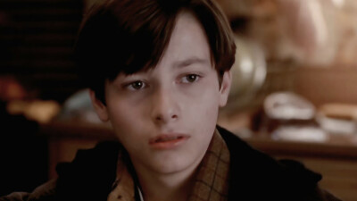 Edward Furlong
爱德华弗朗