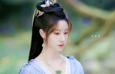 毛晓慧 | 柳梦璃
cr:沥春鸢